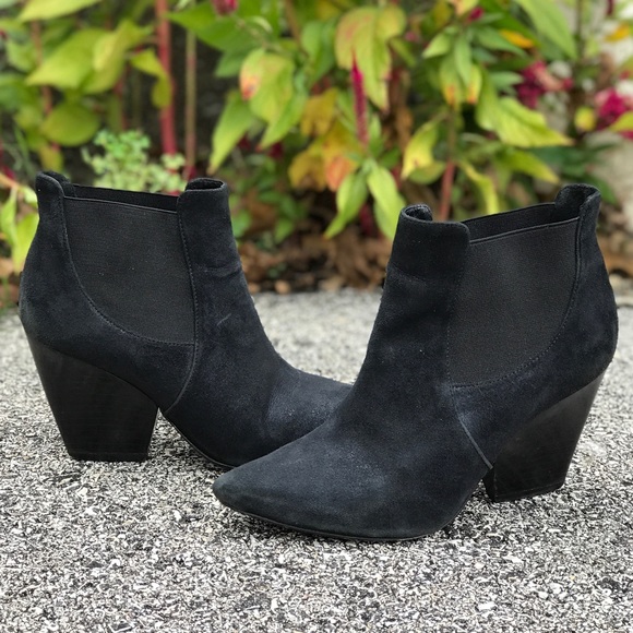 Pour la Victoire Allena Pointed Suede Ankle Boot - Picture 2 of 8
